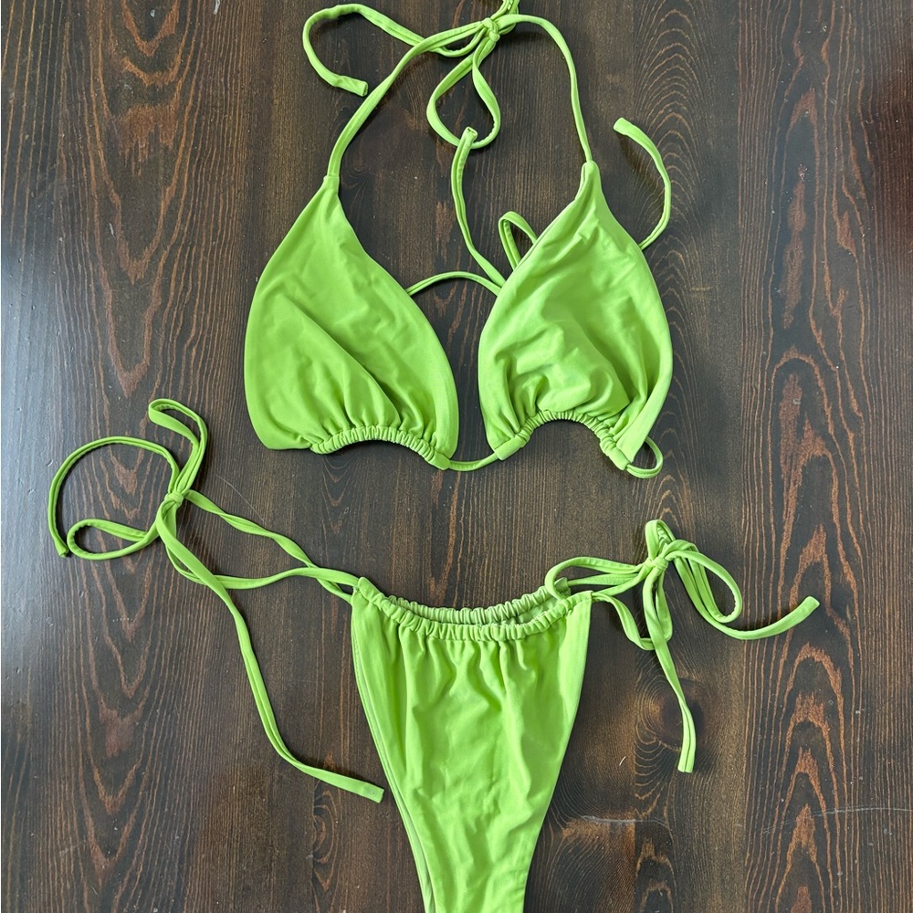 Blackbough Bikini in Avocado